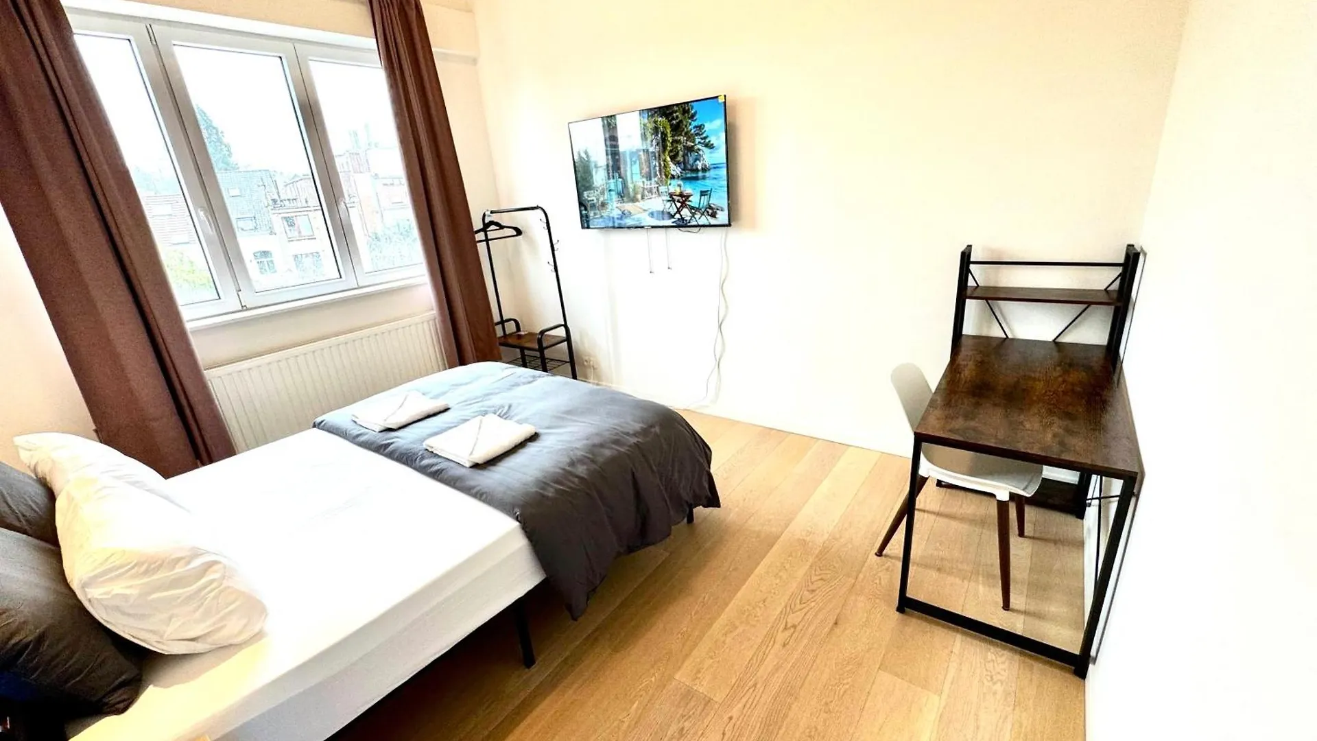 Ulb & Cambre Cosy Duplex Lägenhet Bryssel Rum i privatbostad