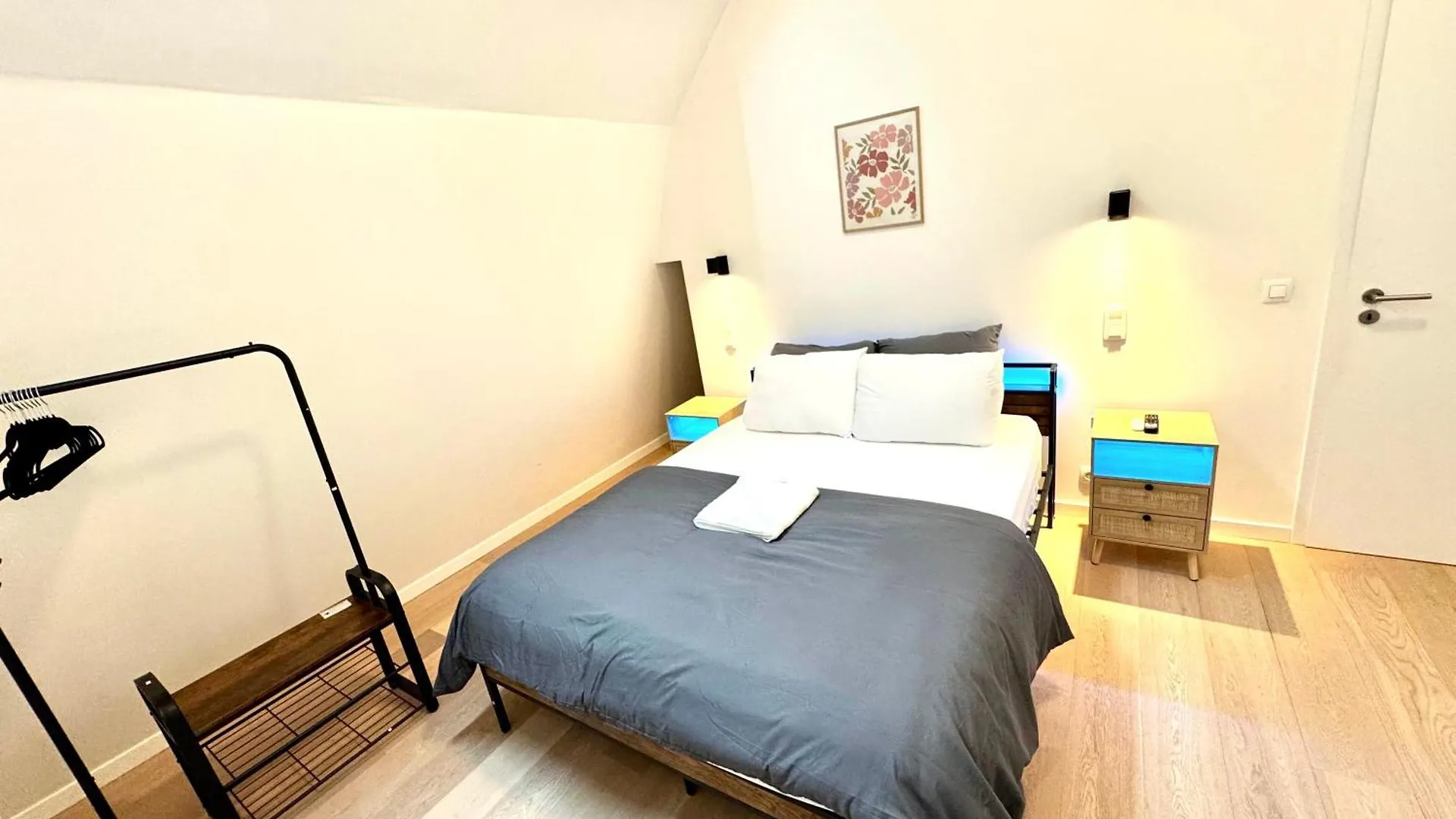 Ulb & Cambre Cosy Duplex Lägenhet Bryssel